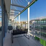 Διαμέρισμα Riverside Delight