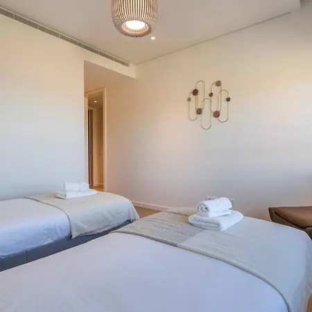 Riverside Delight Appartement *