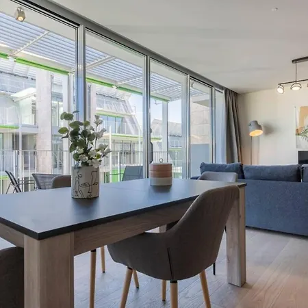 Apartment Riverside Delight