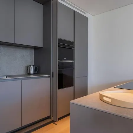 Apartment Riverside Delight Lisbon