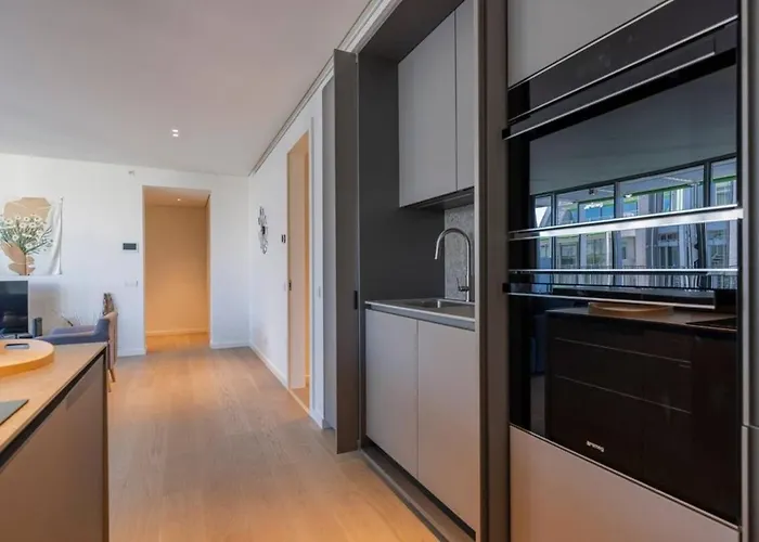 Riverside Delight * Lisbon