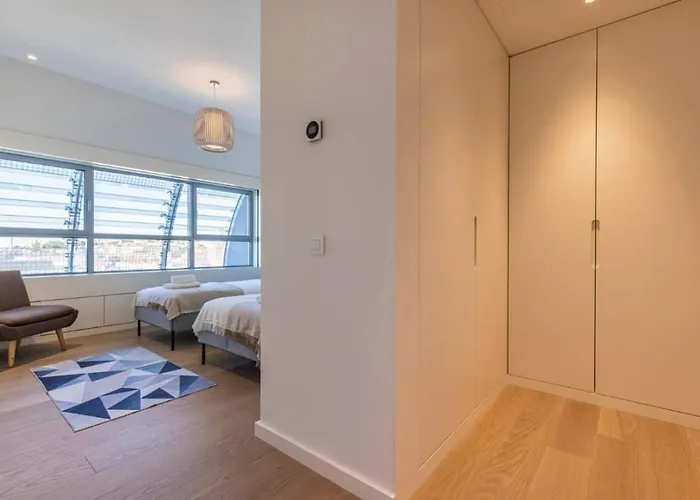 Riverside Delight Apartment *