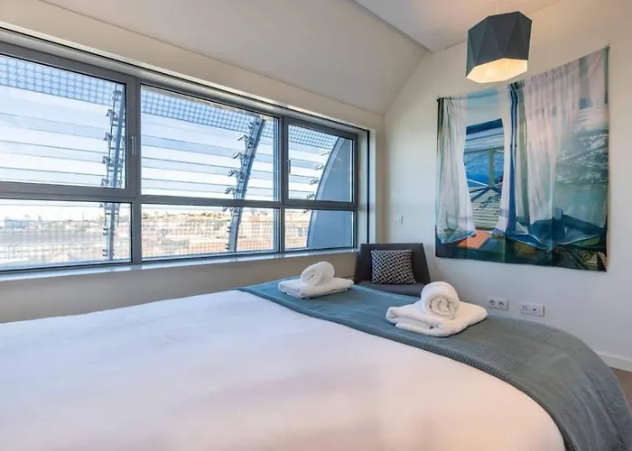 Riverside Delight Apartment