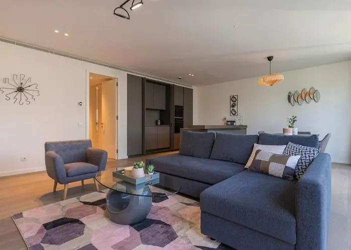 Riverside Delight * Lisbon