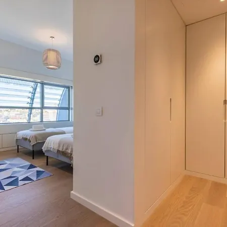 Riverside Delight Appartement *